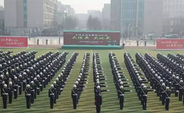 全省運(yùn)輸執(zhí)法機(jī)構(gòu)大練兵大比武活動(dòng)在鄭州舉行